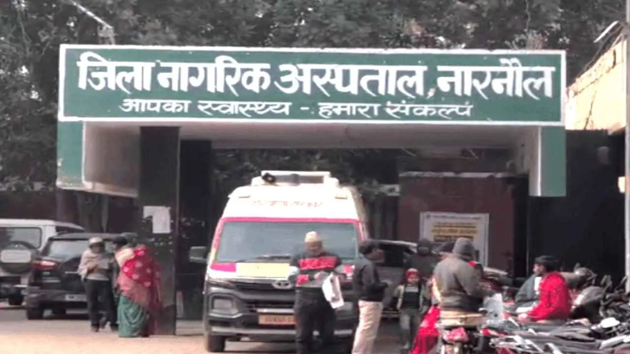 Narnaul Exam stress or something else 18-year-old Komal consumed camphor ta_20251118_083319_0000 