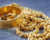 दिल्ली में सोने की कीमतों में हलचल! 24 कैरेट गोल्ड ₹12,718 ग्राम पर, जानें क्या है आज का अपडेट