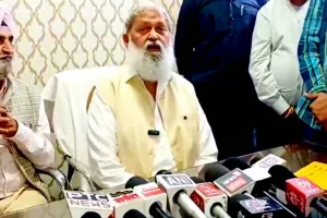 बिहार में BJP की बम्पर जीत के बाद अनिल विज का राहुल पर तीखा तंज – “अब मछली पकड़ने का धंधा शुरू कर लो!”