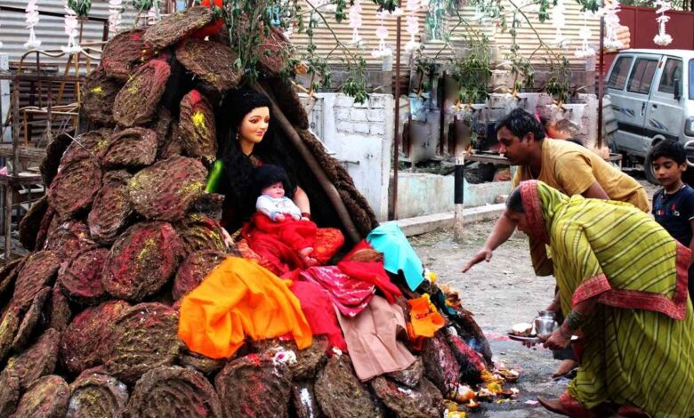 Holi 2026: सावधान! 24 फरवरी से लगने जा रहा है 'होलाष्टक', अगले 8 दिन भूलकर भी न करें ये शुभ काम, जानें क्यों उग्र होंगे ग्रह