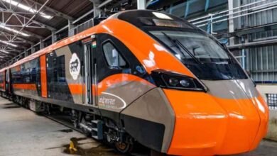 वंदे भारत स्लीपर ट्रेन शुरू: PM मोदी ने दी हरी झंडी, अब राजधानी से तेज और फ्लाइट जैसा सफर; चेक करें रूट और किराया